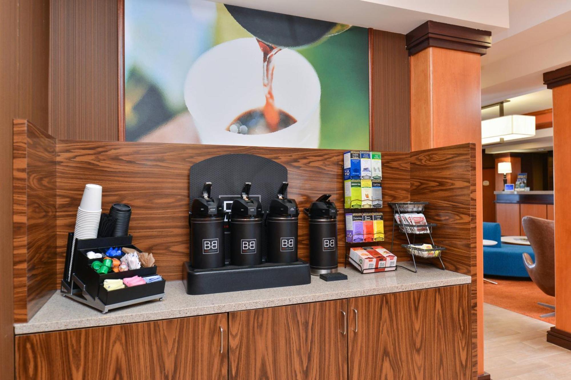Fairfield Inn & Suites Блумінгтон Екстер'єр фото