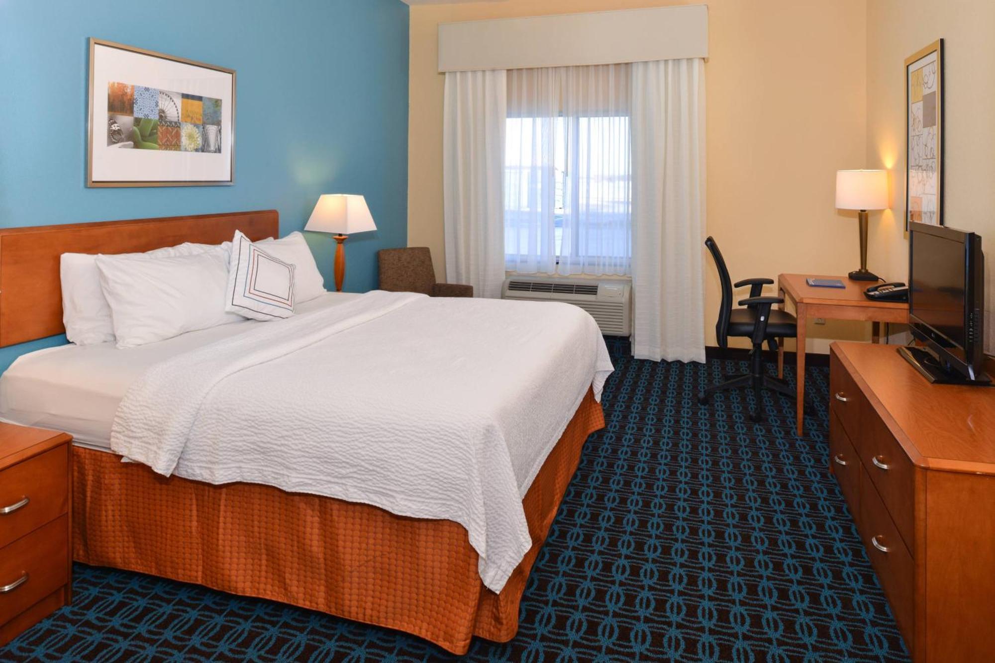 Fairfield Inn & Suites Блумінгтон Екстер'єр фото