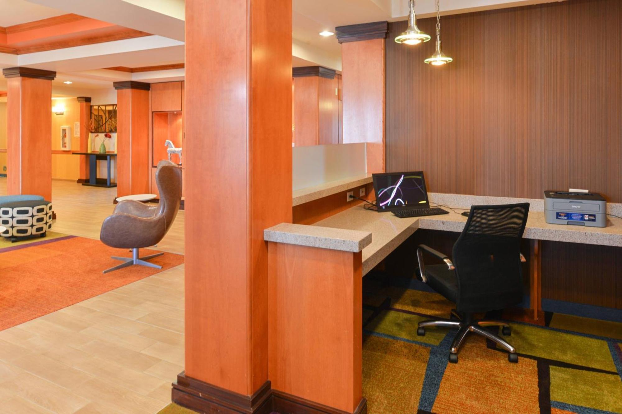 Fairfield Inn & Suites Блумінгтон Екстер'єр фото