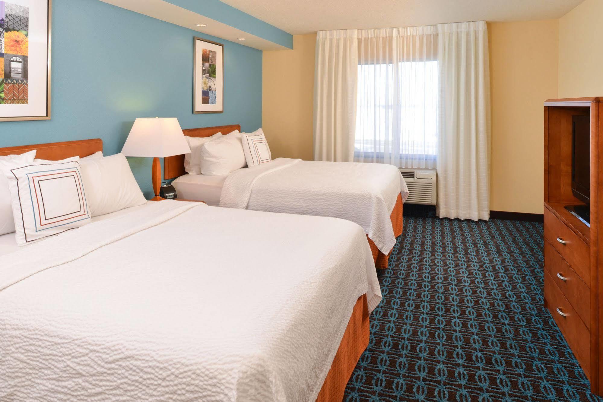 Fairfield Inn & Suites Блумінгтон Екстер'єр фото